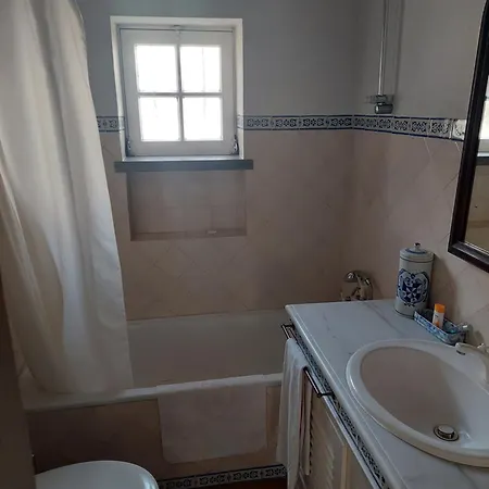 Nyaraló Casa Dos Pinheiros *