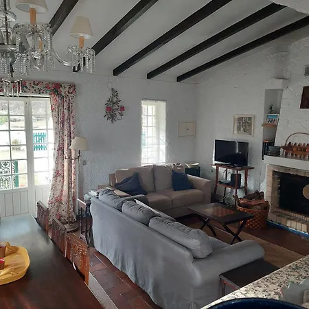 Casa Dos Pinheiros Nyaraló Casal do Narcizo